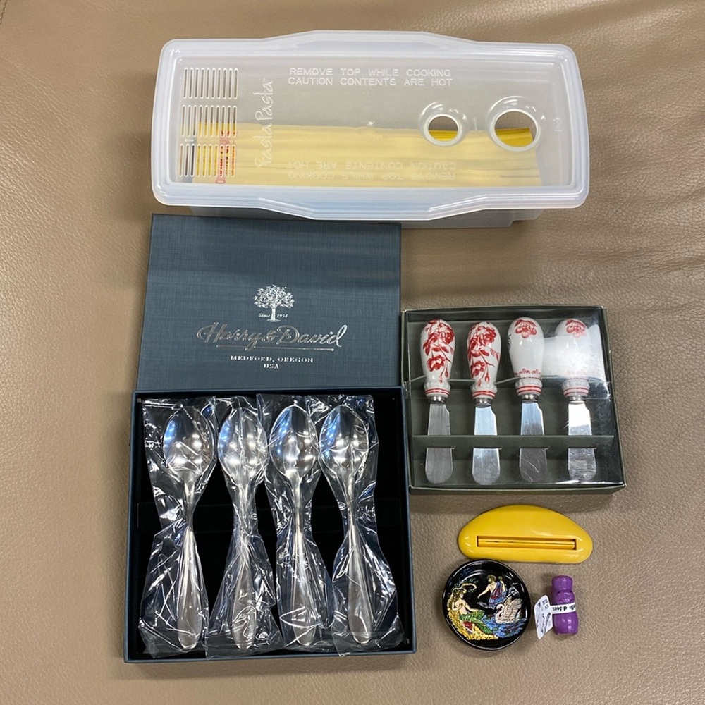 Bundle- FastaPasta, Spoons, TPaste Holder, Cheese Spreaders,Dish & Cable Buddy
